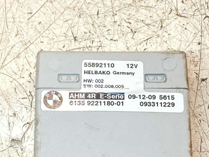 BMW 5 E60 E61 (2004 - 2010)  6135922118001 Блок управления крюка для прицепа