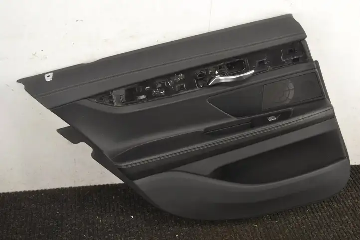 BMW 7 G11 G12 (2015 - 2022) Обшивка задней двери — фото 2