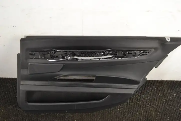 BMW 7 F01 (2008 - 2016) 8742011 Обшивка задней двери — фото 4