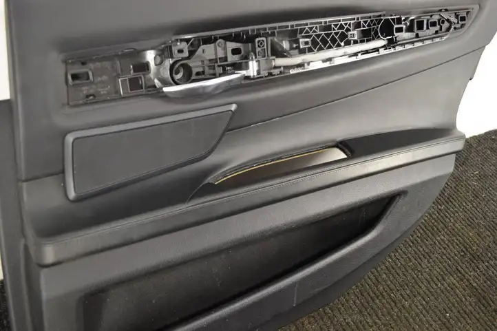 BMW 7 F01 (2008 - 2016) 8742011 Обшивка задней двери — фото 7