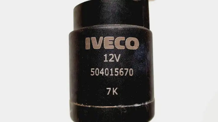 Iveco Daily Daily 35 - 40.10 (2001 - 2016) 504015670 Насос омывателя стекла — фото 2