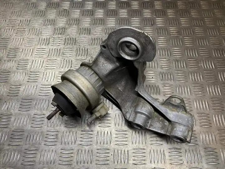 Audi A6 S6 C6 4F (2004 - 2008) 4F0199351AG Кронштейн двигателя — фото 1