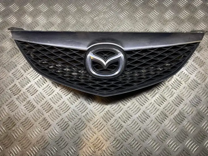 Mazda 6 (2002 - 2005) GJ6A50712 Верхняя решетка радиатора — фото 1