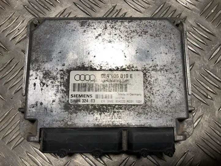 Audi A3/S3 8L (2000 - 2003) 06A906019E Блок управления двигателем (ЭБУ) — фото 1