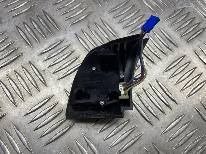 Opel Vectra C (2002 - 2005) 88119804 Кнопки на рулевом колесе — фото 4