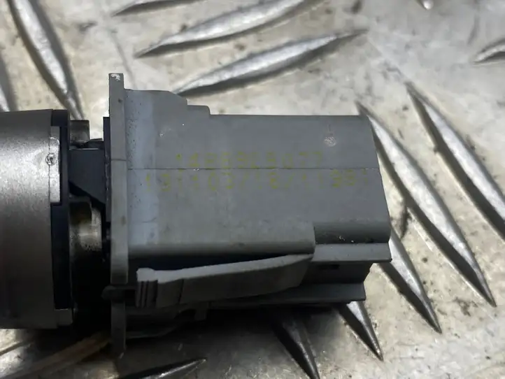Citroen C8 (2002 - 2008) 1488929077 Кнопка открытия боковых дверей — фото 2