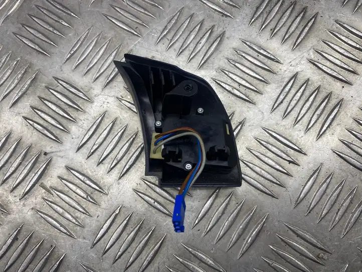 Opel Vectra C (2002 - 2005) 88119804 Кнопки на рулевом колесе — фото 5
