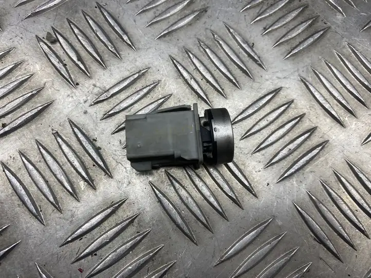 Citroen C8 (2002 - 2008) 1698929077 Кнопка открытия боковых дверей — фото 4
