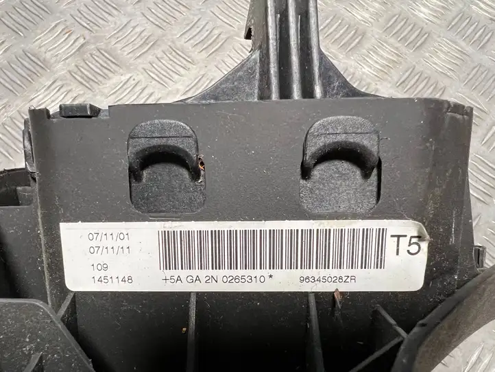 Peugeot 307 CC (2001 - 2005) 1451148 Подушка безопасности руля — фото 2