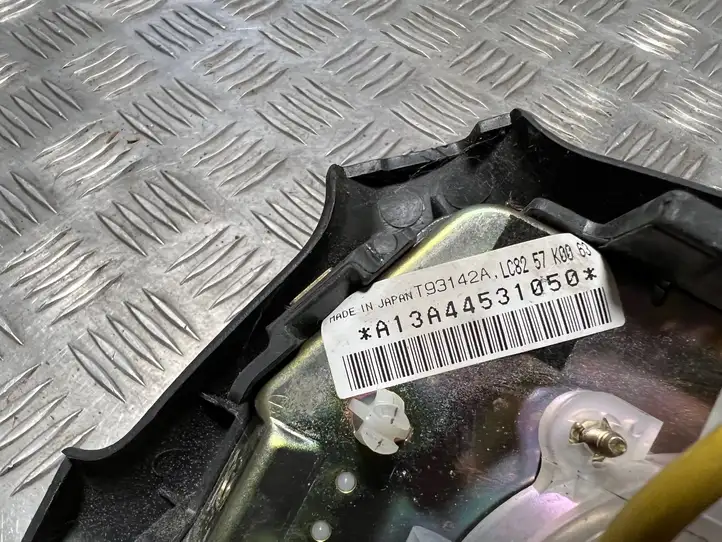 Mazda MPV (1999 - 2006) LC8257K00C Подушка безопасности руля — фото 2