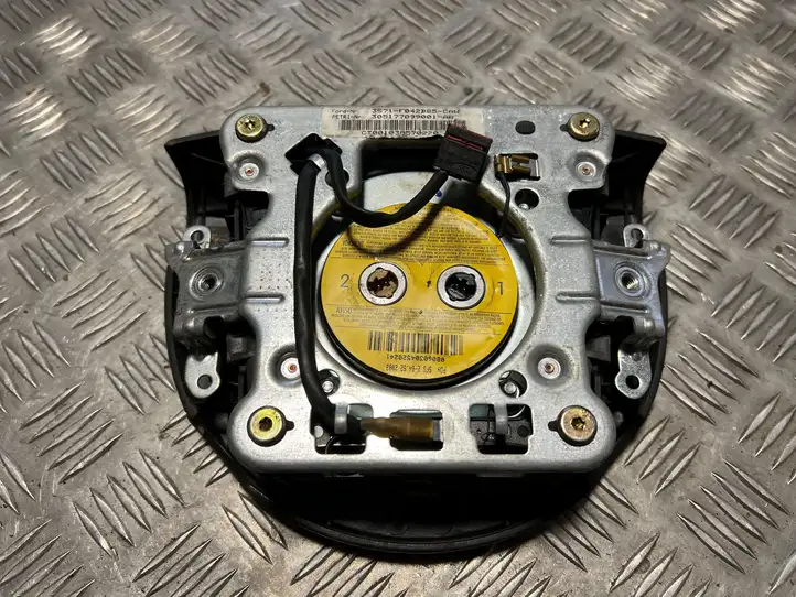 Ford Mondeo Mk III (2000 - 2007) CT001030570220 Подушка безопасности руля — фото 3