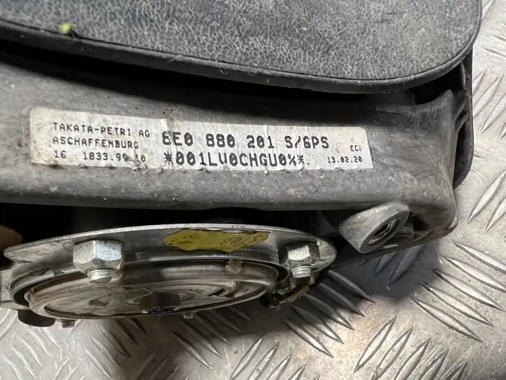 Audi A4 S4 B5 8D (1999 - 2001) 088039 Подушка безопасности руля — фото 2
