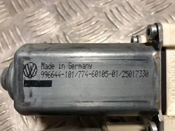 Volkswagen Touran I (2003 - 2010) 1K0959704 Стеклоподъемник задней двери — фото 3
