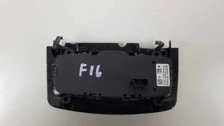 BMW X6 F16 (2014 - 2017) 9865813 Включатель фонарей — фото 3