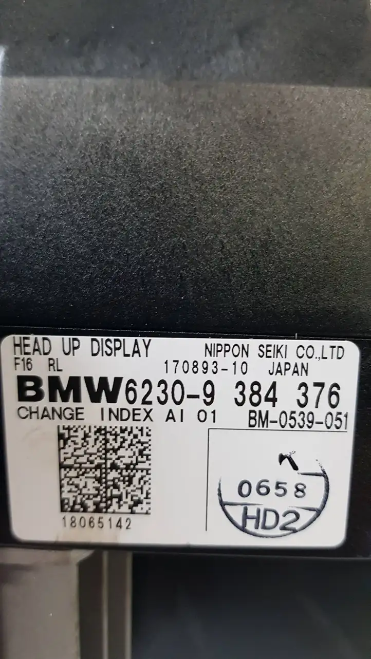 BMW X6 F16 (2014 - 2017) 9384376 Выдвижной дисплей — фото 2