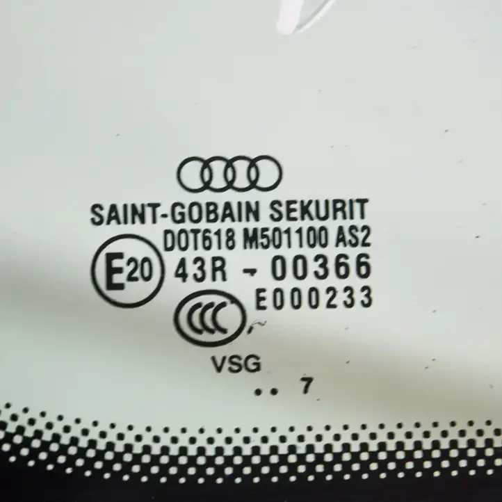 Audi A8 S8 D3 4E (2005 - 2007) 43R00366 Заднее боковое стекло — фото 4