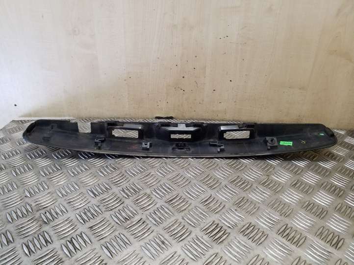 Nissan Qashqai (2010 - 2013)  90810JD0123 Обшивка крышки багажника