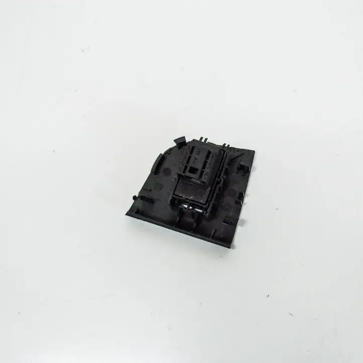 Skoda Octavia Mk2 (1Z) (2004 - 2013) 5E0959855 Кнопка стеклоподъемников — фото 1