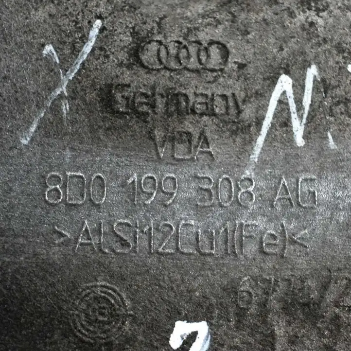 Audi A6 S6 C5 4B (2001 - 2004) 8D0199308AG Кронштейн двигателя — фото 5