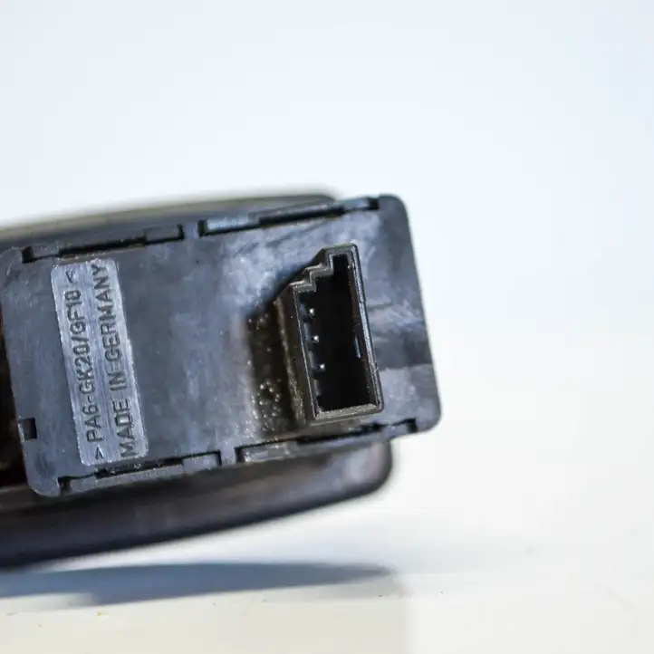 BMW 1 E81 E87 (2004 - 2011) 6945874 Кнопка стеклоподъемников — фото 3