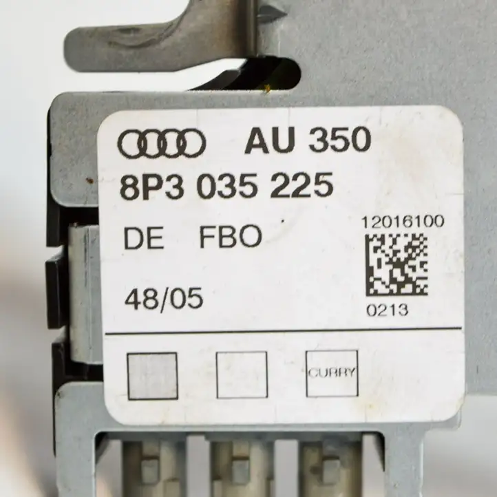 Audi A3/S3 8P (2004 - 2008) 8P3035225 Усилитель антенны — фото 4