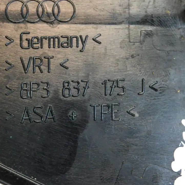 Audi A3/S3 8P (2004 - 2008) 8P3837175J Прочие детали салона — фото 3