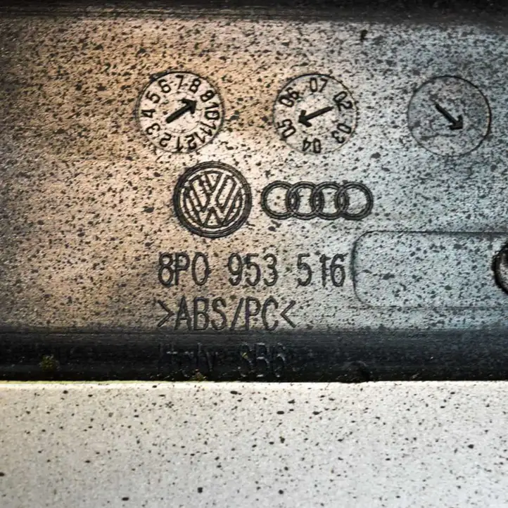 Audi A3/S3 8P (2004 - 2008) 8P0953516 Обшивка рулевой колонки — фото 4