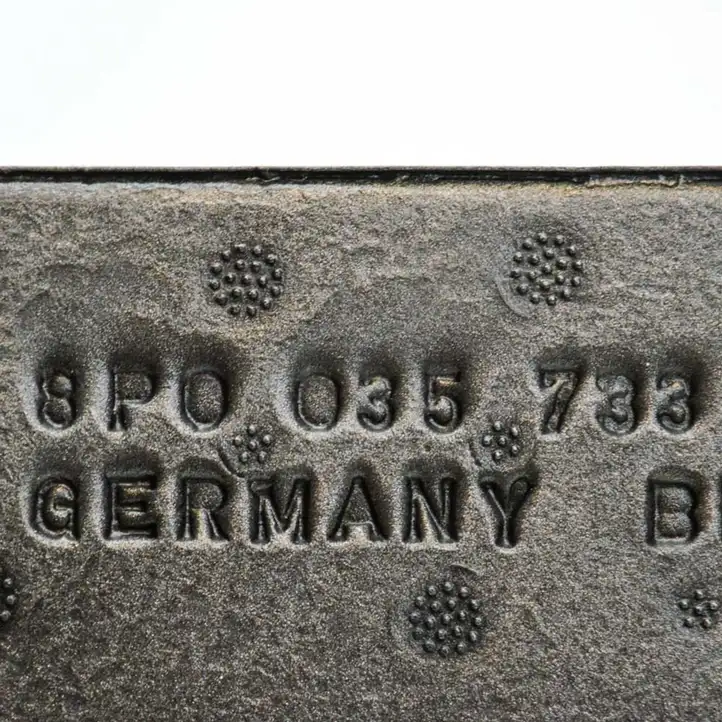 Audi A3/S3 8P (2004 - 2008) 8P0035733B Прочие детали салона — фото 4
