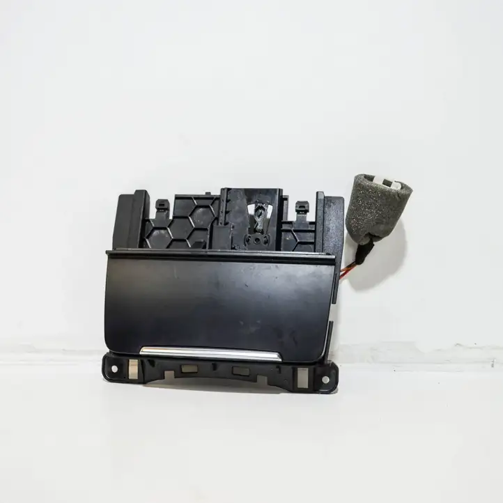 Audi A4 S4 B8 8K (2011 - 2015) 8K0857951C Передняя пепельница — фото 1