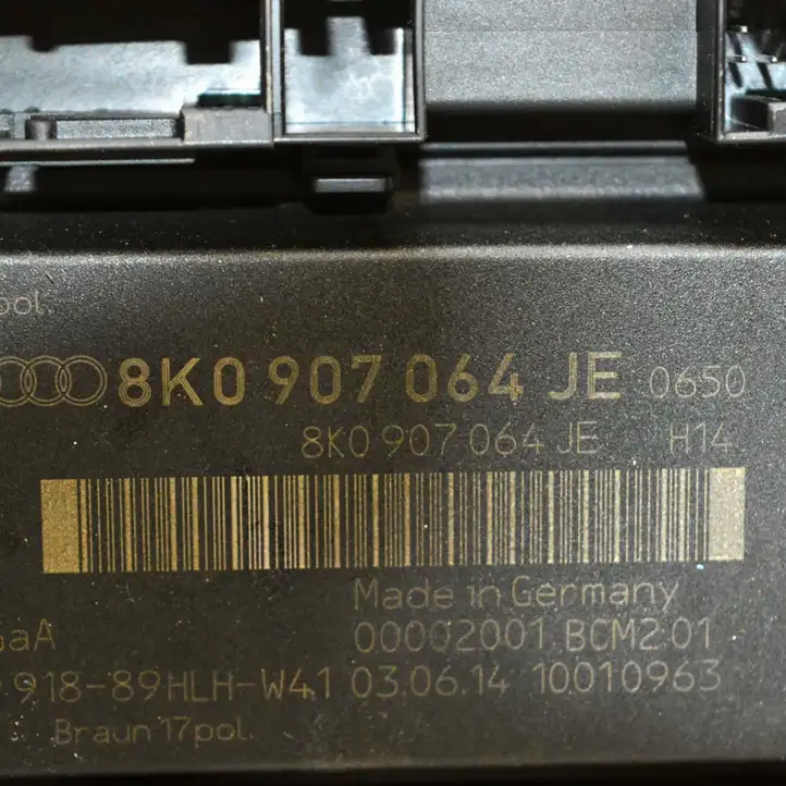 Audi A4 S4 B8 8K (2011 - 2015) 8K0907064JE Модуль управления кузовом (BCM) — фото 3