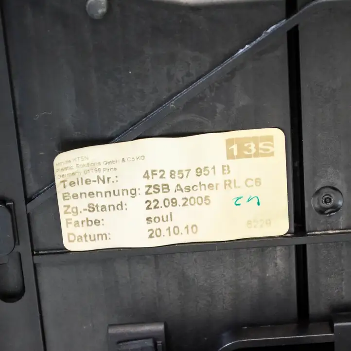 Audi A6 S6 C6 4F (2008 - 2011) 4F2857951B Передняя пепельница — фото 4