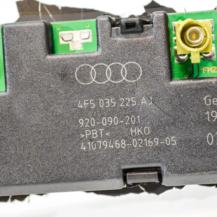 Audi A6 S6 C6 4F (2008 - 2011) 4F5035225AJ Усилитель антенны — фото 4