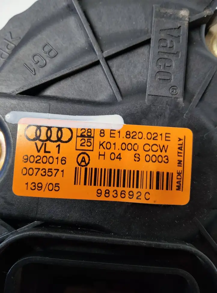 Audi A4 S4 B7 8E 8H (2004 - 2009) 8E1820021E Вентилятор печки — фото 2