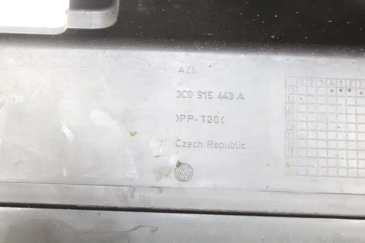 Volkswagen PASSAT CC (2012 - 2017) 3C0915443A Крышка ящика аккумулятора — фото 3