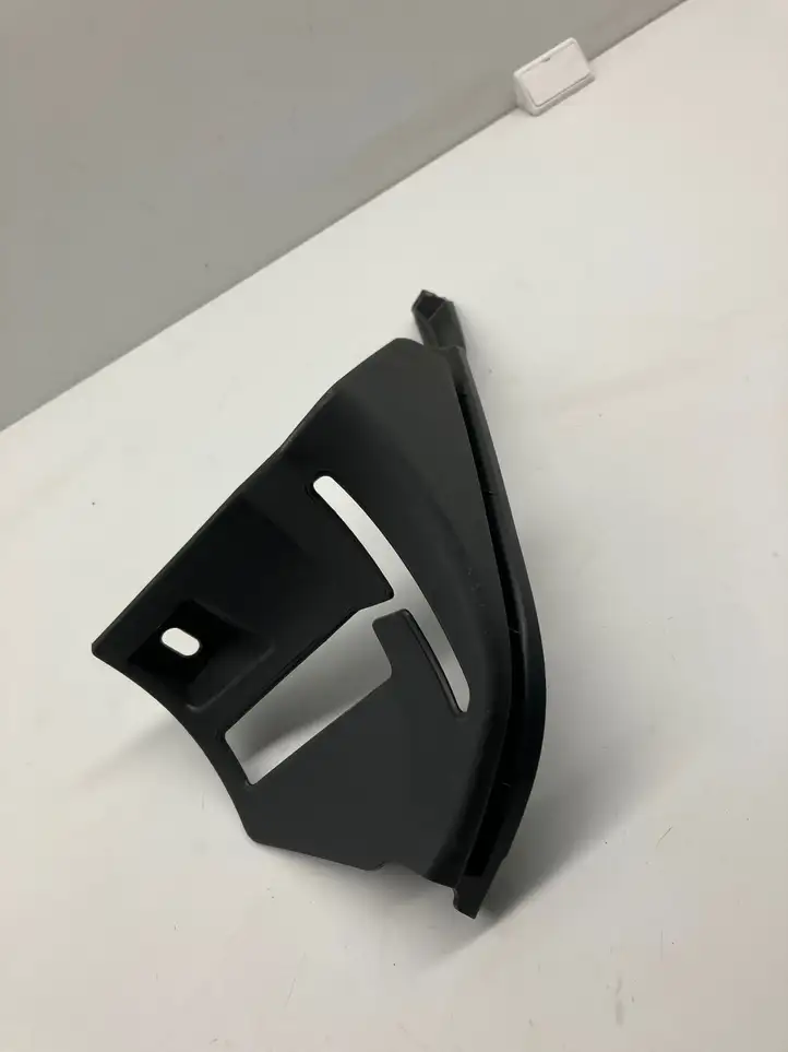 BMW 3 F30 F35 F31 (2012 - 2018) A047101 Верхняя обшивка стойки B — фото 1