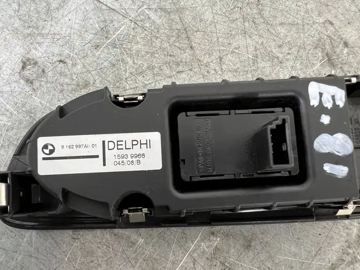 BMW 1 E82 E88 (2007 - 2014) 9162997 Кнопка стеклоподъемников — фото 3