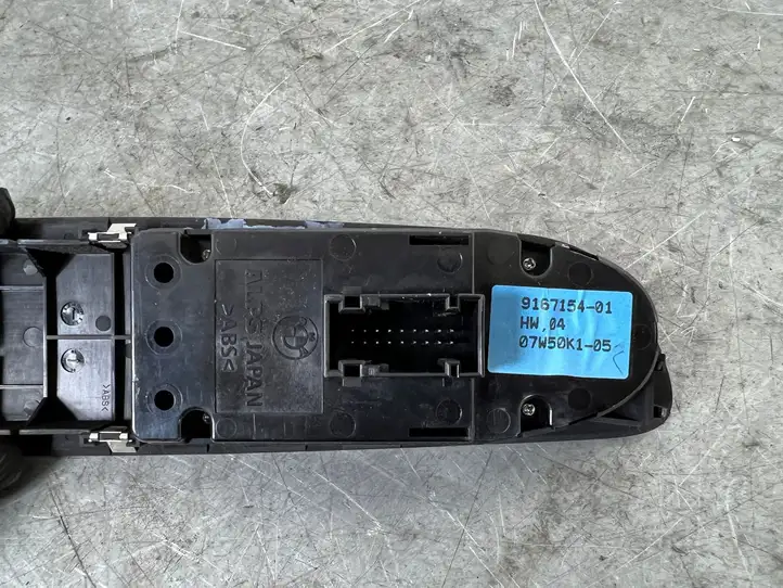 BMW 1 E82 E88 (2007 - 2014) 9167154 Кнопка стеклоподъемников — фото 2