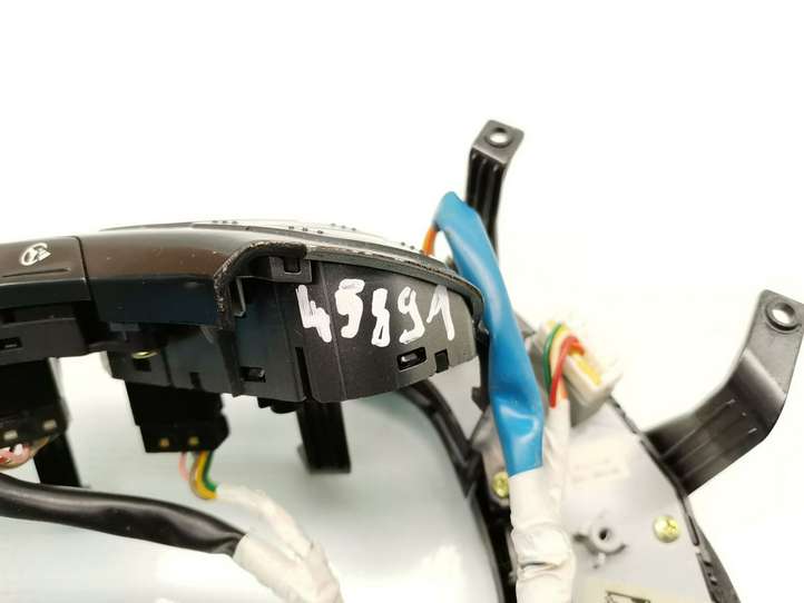 Hyundai i30 (2007 - 2012)  96710-A6750RDR Кнопки рулевого колеса