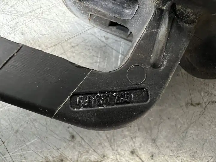 Audi Q7 4L (2005 - 2009) 4L0837205 Наружная ручка двери — фото 2
