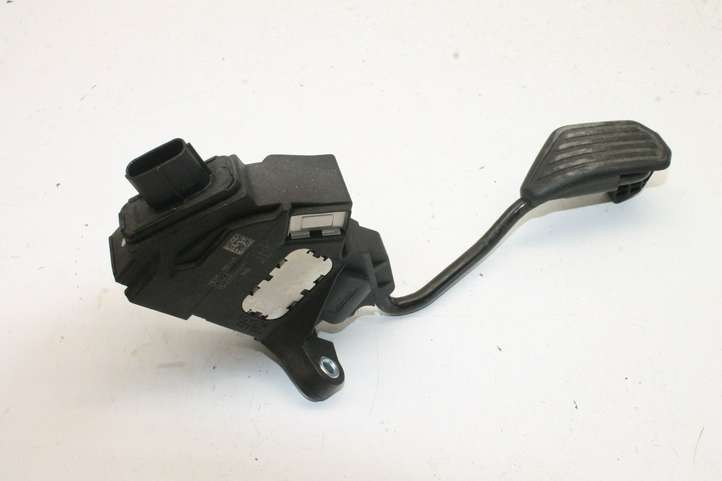 Toyota Yaris (2014 - 2019)  781100D040 Педаль акселератора