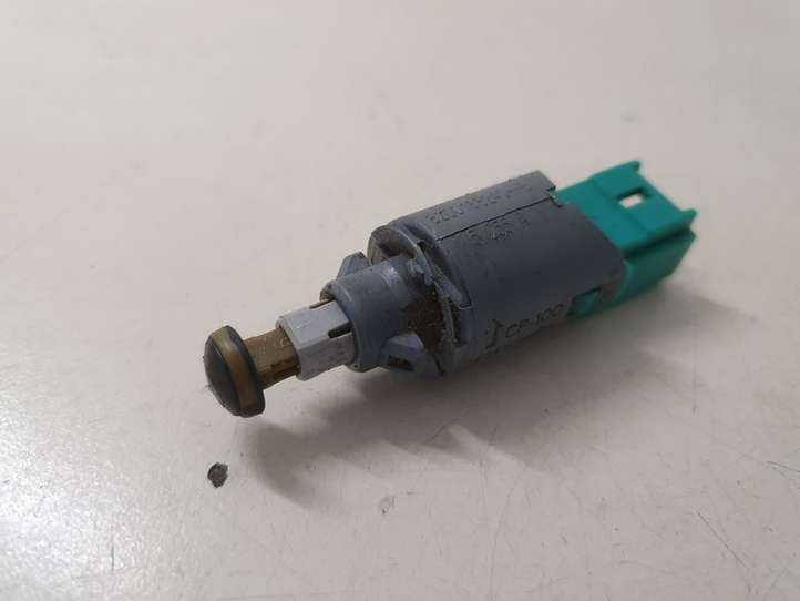 Opel Vivaro (2001 - 2006)  8200168240 Датчик тормозной педали