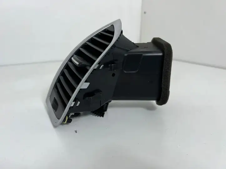 Audi Q7 4L (2005 - 2009) 4L0820901S Боковой воздушный дефлектор — фото 2