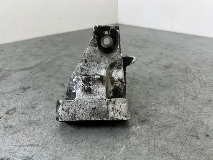 Audi Q7 4L (2005 - 2009) 7L8199307B Кронштейн двигателя — фото 5