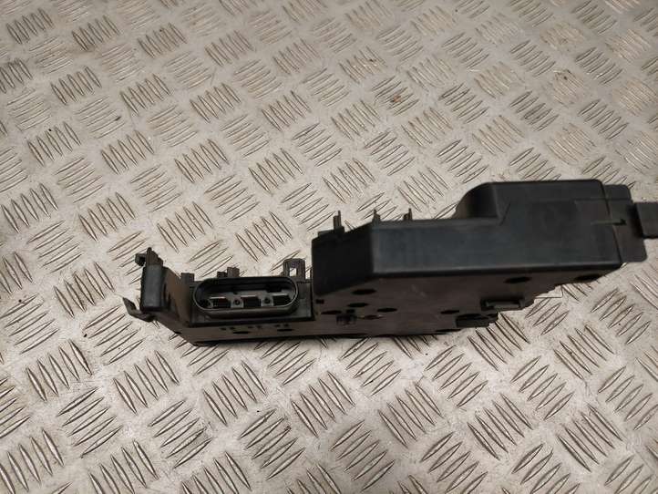 Mercedes-Benz E C207 W207 (2009 - 2017)  A2075401850 Узел подключения плюсовых проводов