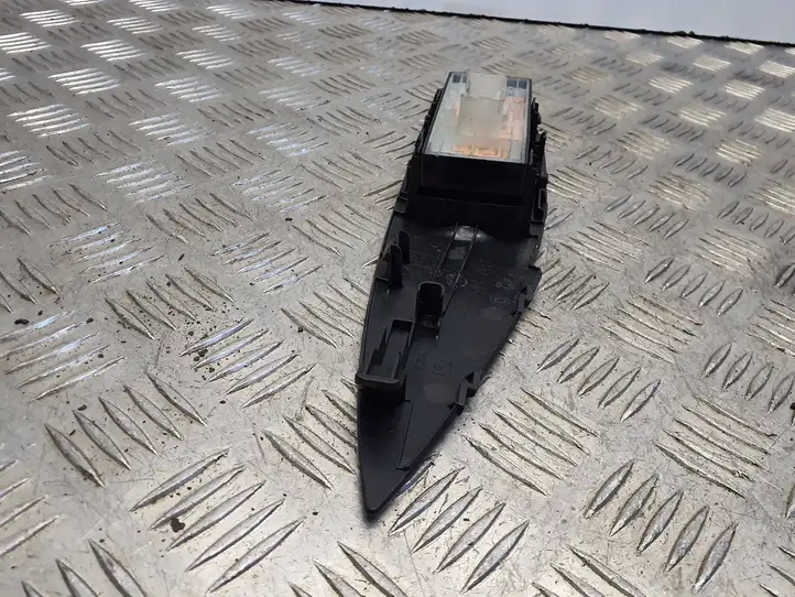Nissan Qashqai (2013 - 2017) 19608 Блок кнопок стеклоподъемников — фото 4