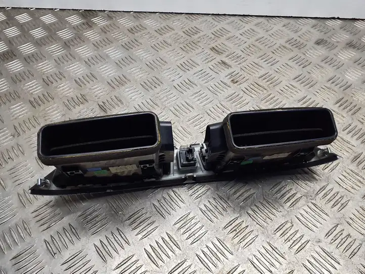 Nissan Qashqai (2013 - 2017) 687504EA0A Центральный воздушный дефлектор — фото 7