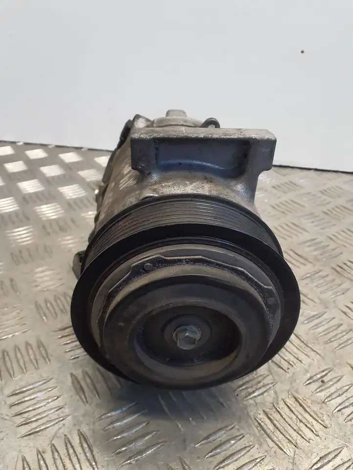 Nissan Qashqai (2013 - 2017) 926004EB0A Компрессор (насос) кондиционера воздуха — фото 2