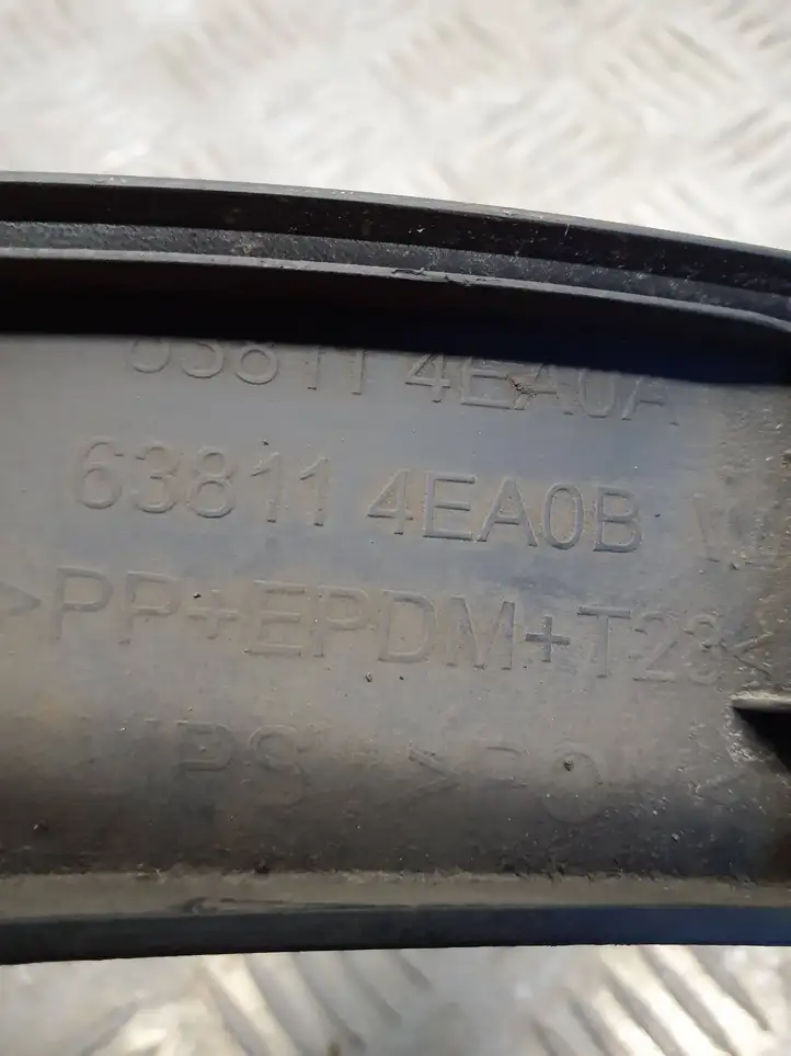 Nissan Qashqai (2013 - 2017) 056114EA0A Молдинг крыла — фото 5