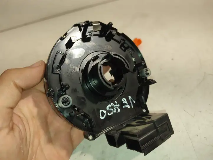 Toyota Corolla Verso AR10 (2004 - 2009) 26L0096 Контактное кольцо SRS — фото 5