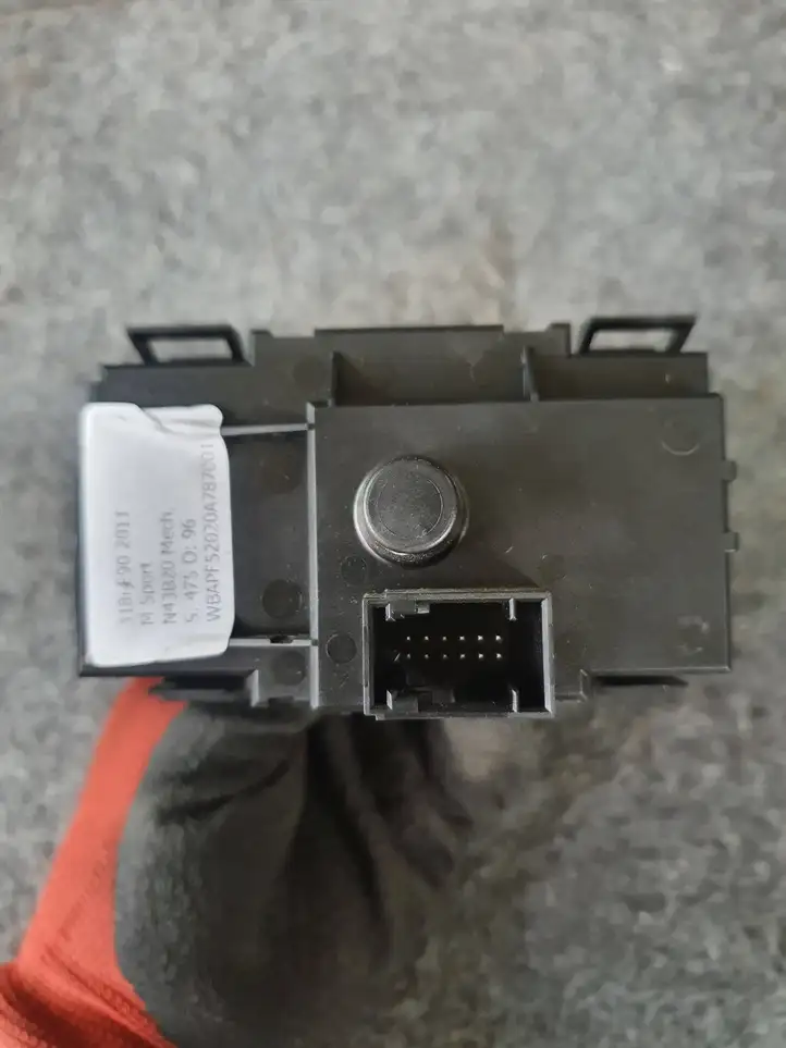 BMW 3 E90 E91 (2005 - 2012) 9169405 Включатель фонарей — фото 3